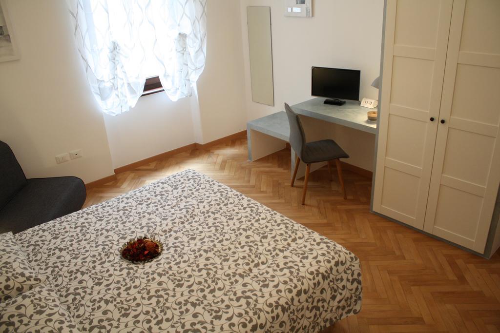 Casa Mia - No Reception Bed & Breakfast Trento Ruang foto
